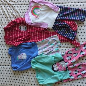 Lot of 4 girl's 2T winter jammies